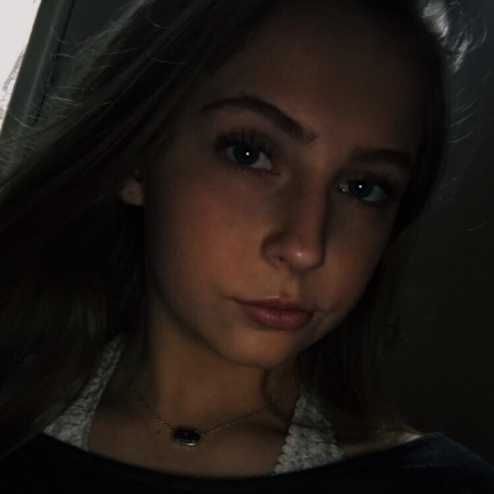 Meet your Posher, Katelyn